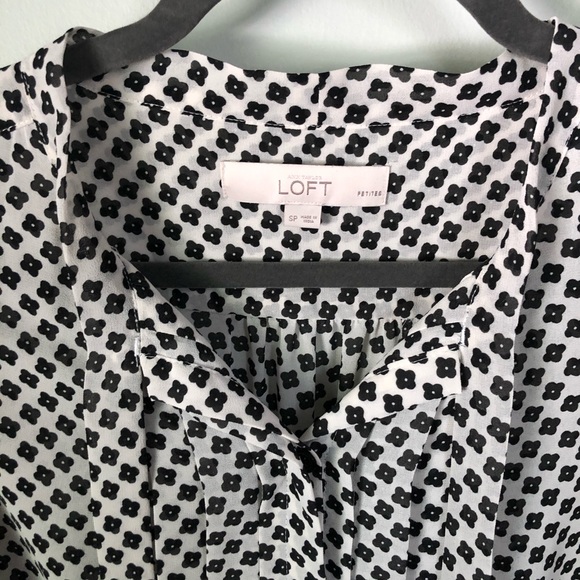 Loft Blouse - Picture 2 of 4